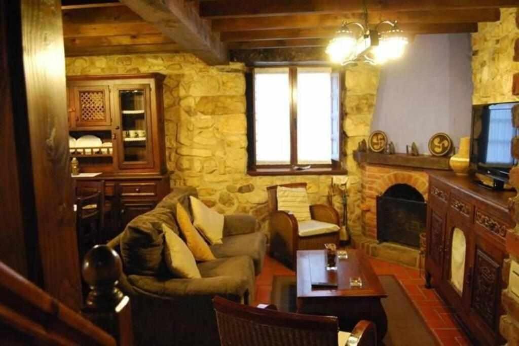 La Regenta Picos De Europa Villa Poo  Luaran gambar